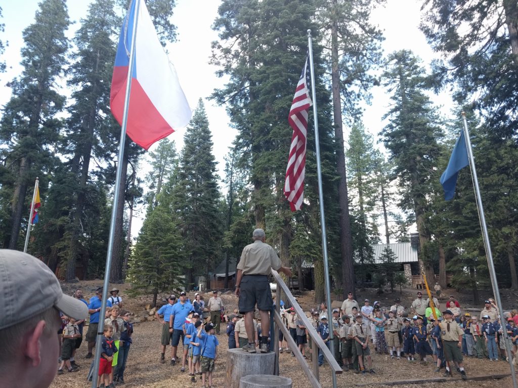 Skautský nástup na ostravském Masarykově náměstí